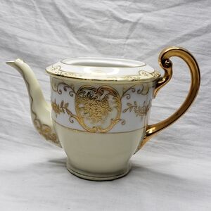Vintage China Teapot No Lid Use As Planter or Vase